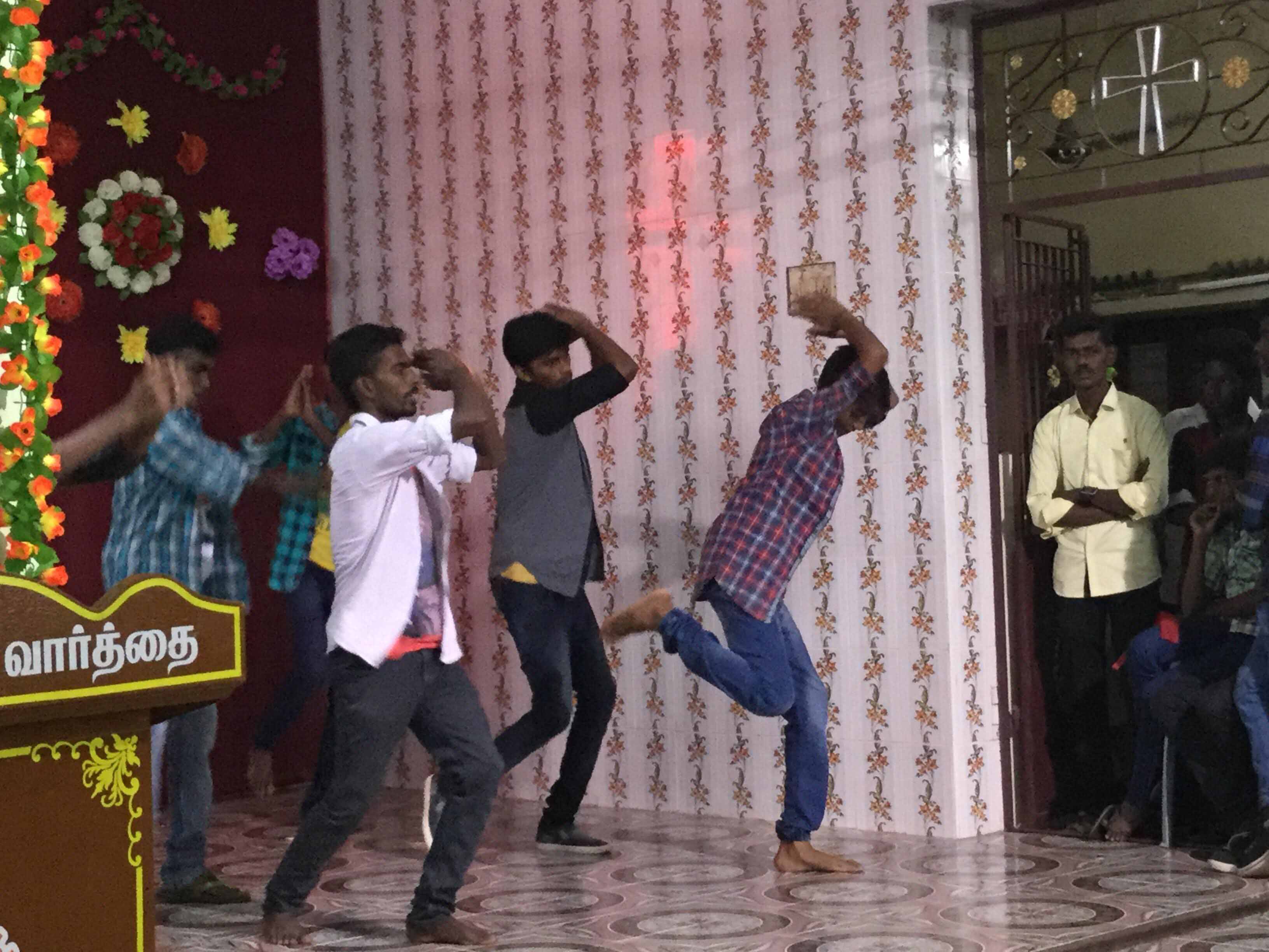 http://www.surandaianthoniyar.com